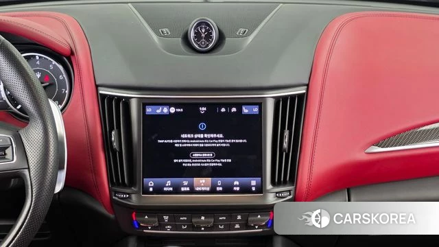 Maserati Levante 2021 Серый из Кореи, фото 5