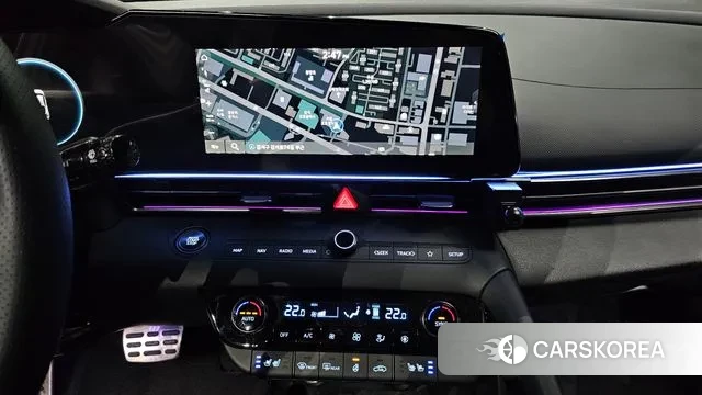 Hyundai Avante (CN7) 2021 Серебристо-серый из Кореи, фото 5