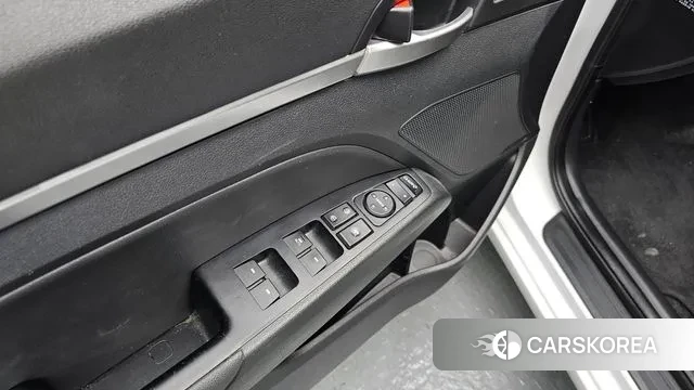 Hyundai The New Avante AD 2018 Белый из Кореи, фото 5