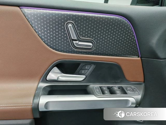 Mercedes-Benz GLB 2024 Черный из Китая, фото 5