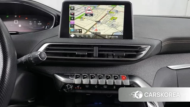 Peugeot 5008 second generation 2019 Серый из Кореи, фото 5