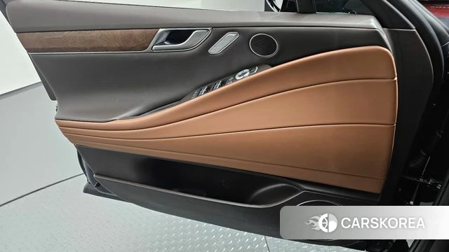 Genesis G80 (RG3) 2023 Черный из Кореи, фото 5