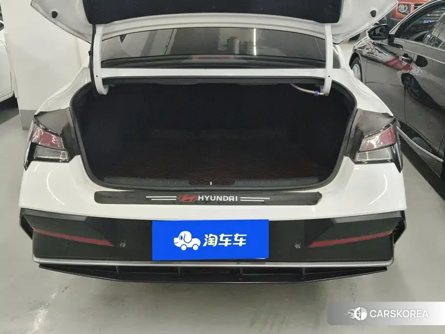 Hyundai Elantra 2024 Белый из Китая, фото 5