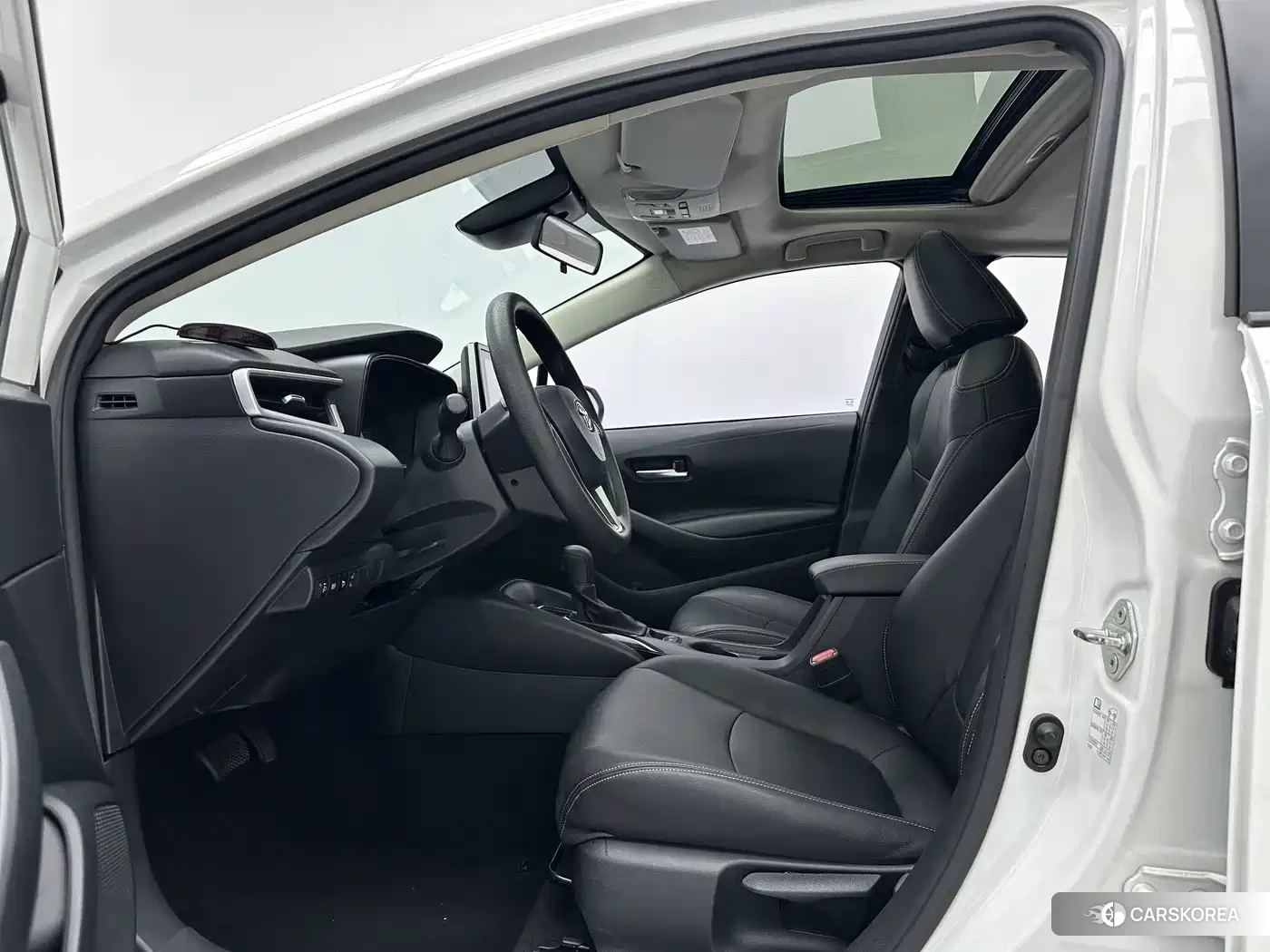 Toyota Corolla 2022 Белый из Китая, фото 5