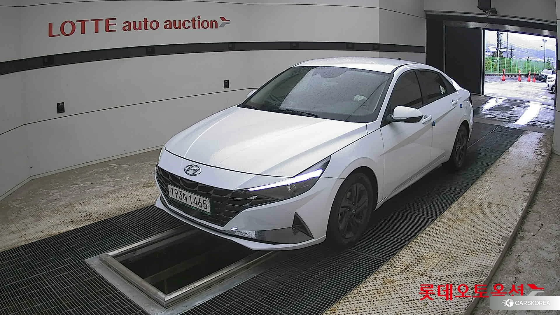 Hyundai Avante Hybrid 2022 Polar White из Кореи, фото 5