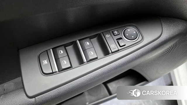 Kia The New K3 2nd generation 2023 Белый из Кореи, фото 5