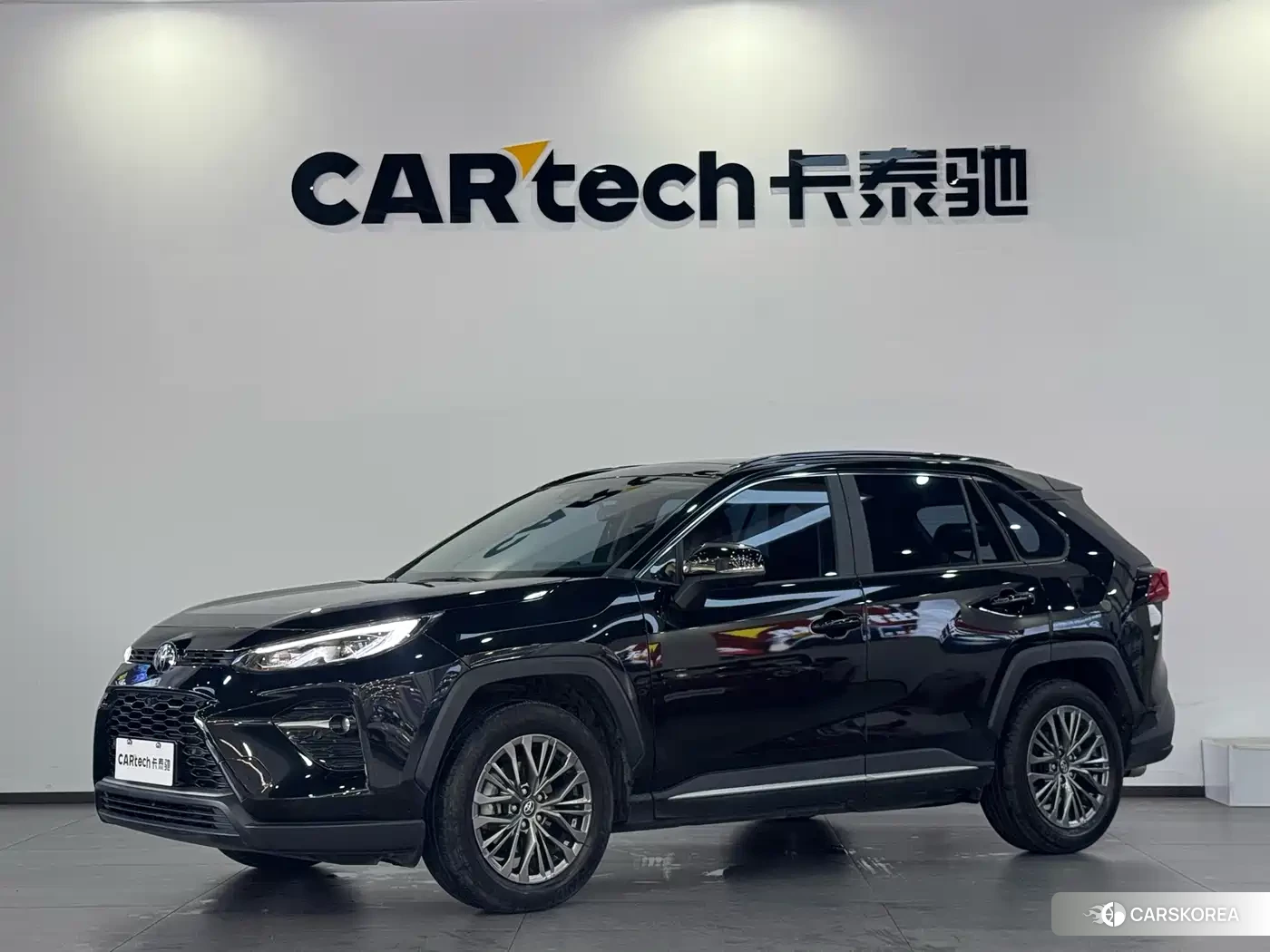 Toyota Wildlander 2023 Черный из Китая, фото 6