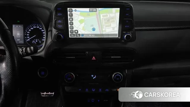 Hyundai Kona 2018 Серебристо-серый из Кореи, фото 5