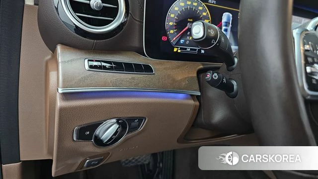 Mercedes-Benz E-Class W213 2019 Черный из Кореи, фото 5