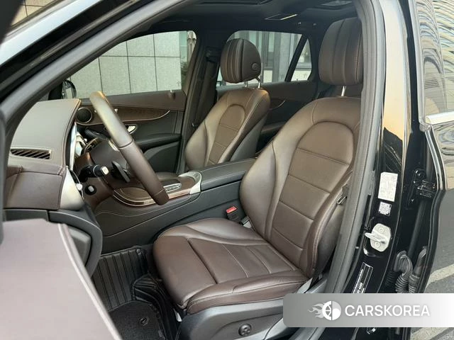 Mercedes-Benz GLC 2021 Черный из Китая, фото 5