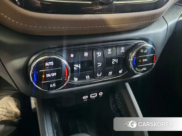 Chevrolet (GM Daewoo) Trailblazer 2022 Белый из Кореи, фото 5