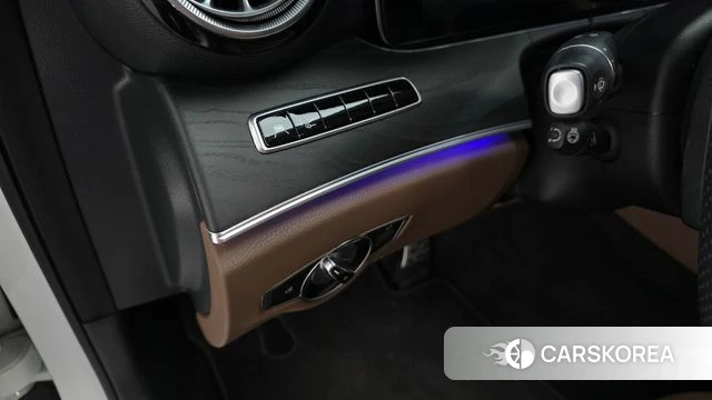 Mercedes-Benz E-Class W213 2019 Белый из Кореи, фото 5