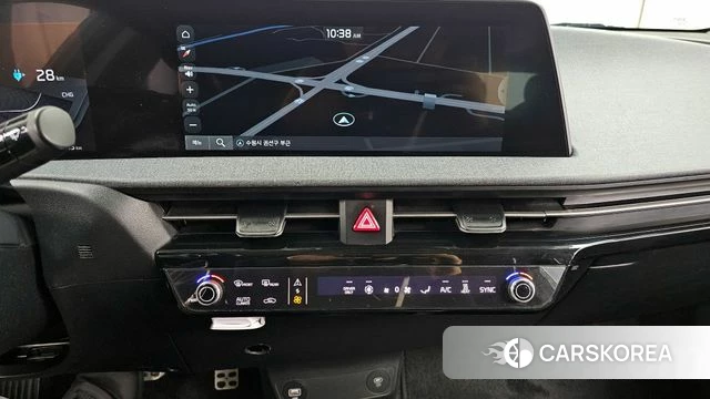 Kia EV6 2023 Белый из Кореи, фото 5