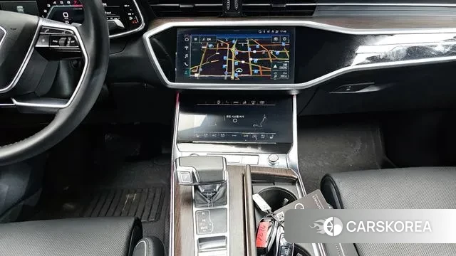 Audi A7 (4K) 2023 Белый из Кореи, фото 5