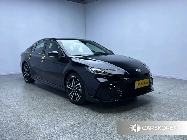 Toyota Camry 2026 Черный из Китая, фото 5