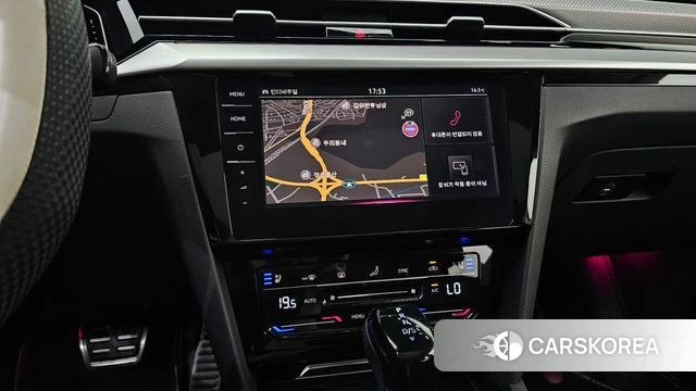 Volkswagen Arteon 2022 Серебристо-серый из Кореи, фото 5