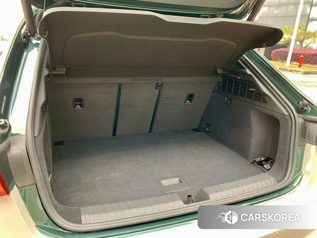 Audi A3 2023 Белый из Китая, фото 5
