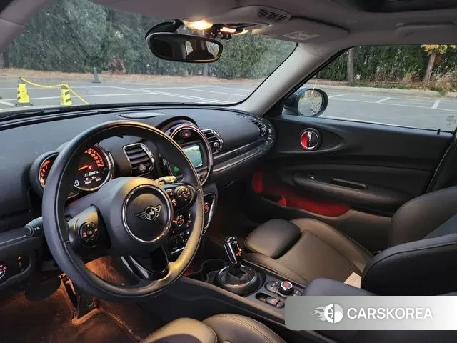 Mini Cooper Clubman 2020 Жемчужный цвет из Кореи, фото 5