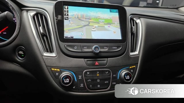 Chevrolet (GM Daewoo) All New Malibu 2018 Белый из Кореи, фото 5