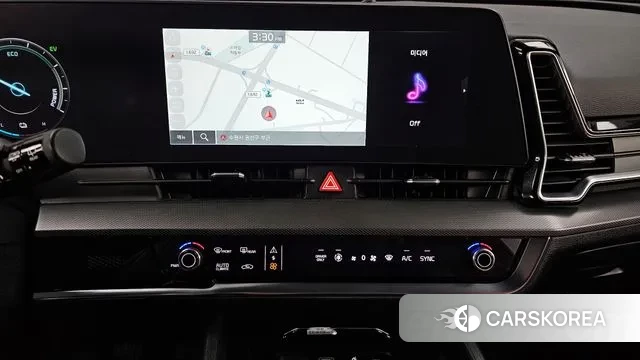 Kia Sportage 5th Generation Hybrid 2021 Белый из Кореи, фото 5