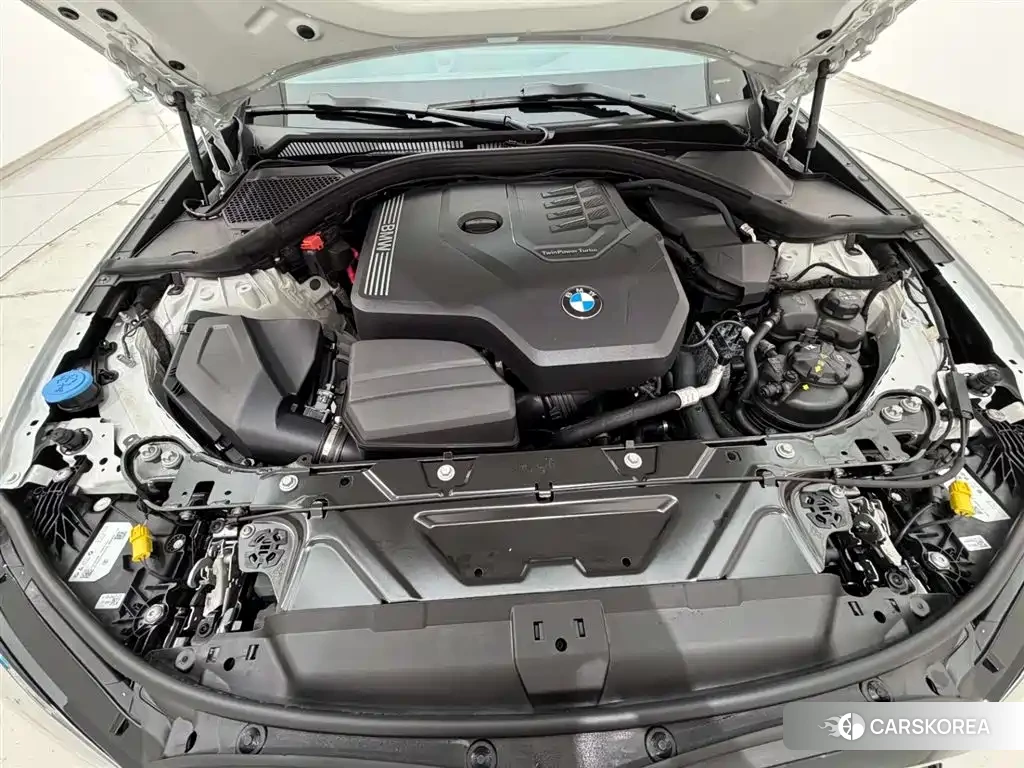 BMW 3 series 2025 Белый из Китая, фото 5