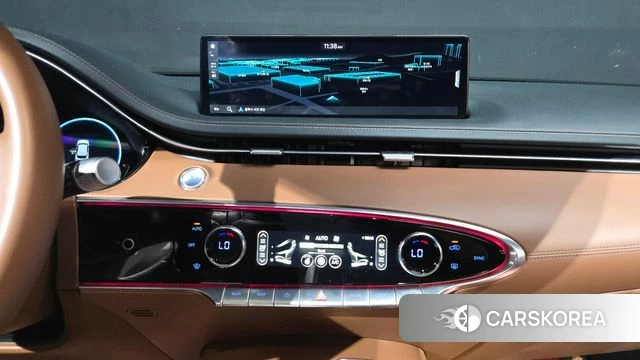 Genesis GV70 2023 Белый из Кореи, фото 5