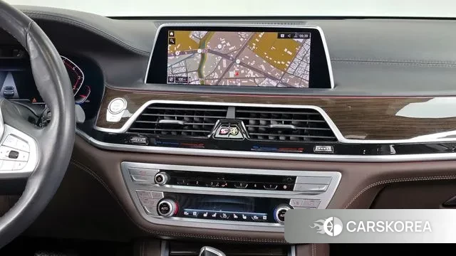 BMW 7 Series (G11) 2020 Черный из Кореи, фото 5