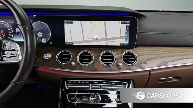 Mercedes-Benz E-Class W213 2019 Белый из Кореи, фото 5