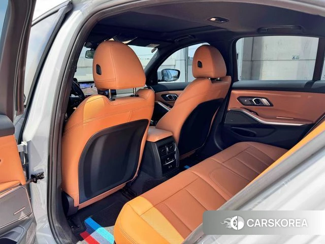 BMW 3 Series (G20) 2023 Цвет галактики из Кореи, фото 5
