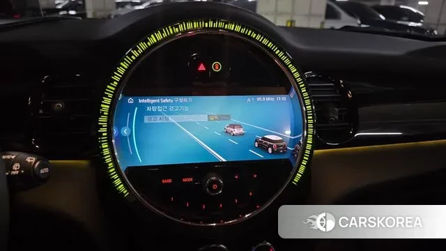 Mini Cooper 2024 Серебряный из Кореи, фото 5