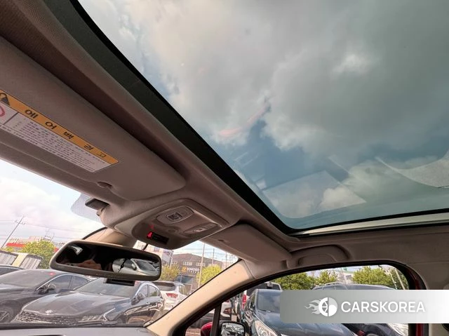 Renault Korea (Samsung) Clio 2019 Красный из Кореи, фото 5