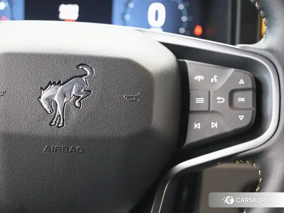 Ford Mustang 2026 Белый из Китая, фото 5