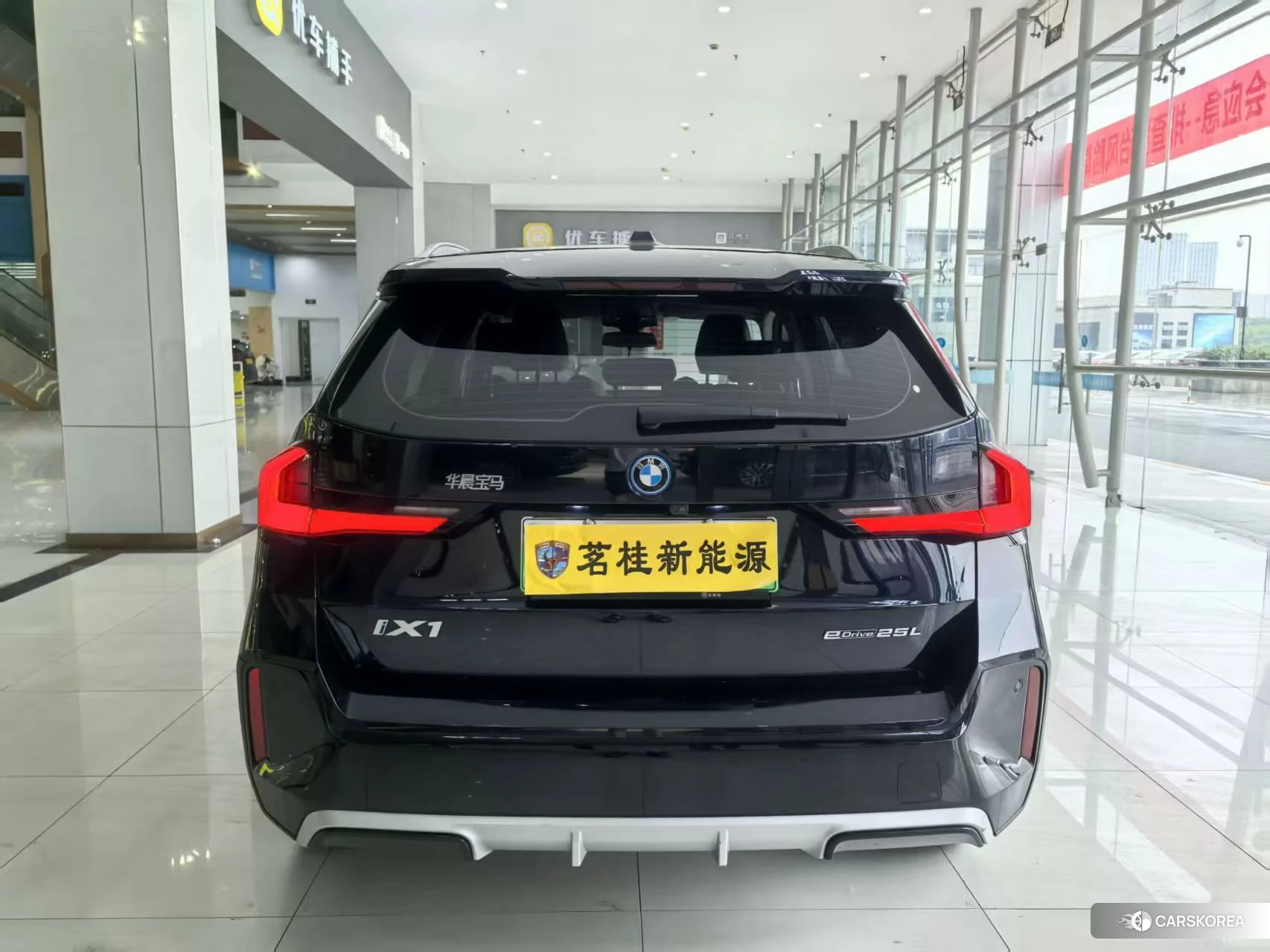 BMW iX1 2023 Черный из Китая, фото 5