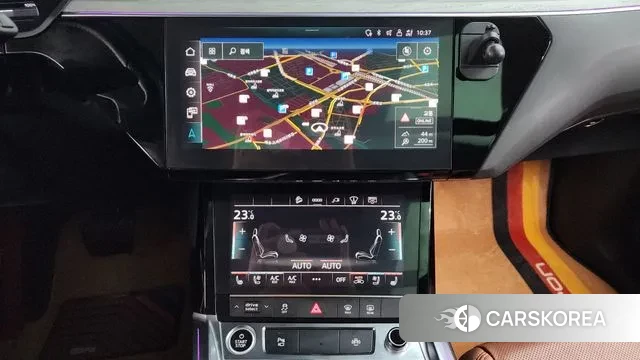 Audi e-Tron 2021 Белый из Кореи, фото 5