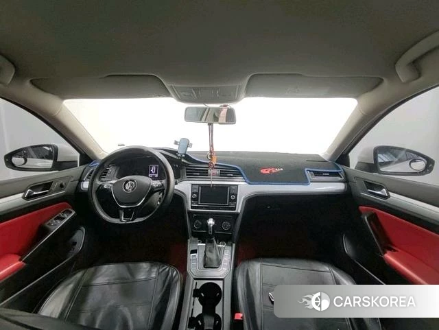 Volkswagen Lingdu 2020 Белый из Китая, фото 5