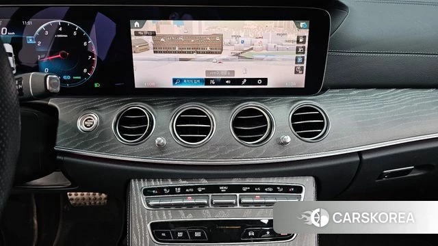 Mercedes-Benz E-Class W213 2021 Белый из Кореи, фото 5