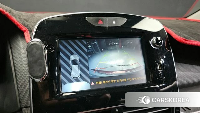 Renault Korea (Samsung) Clio 2019 Красный из Кореи, фото 5