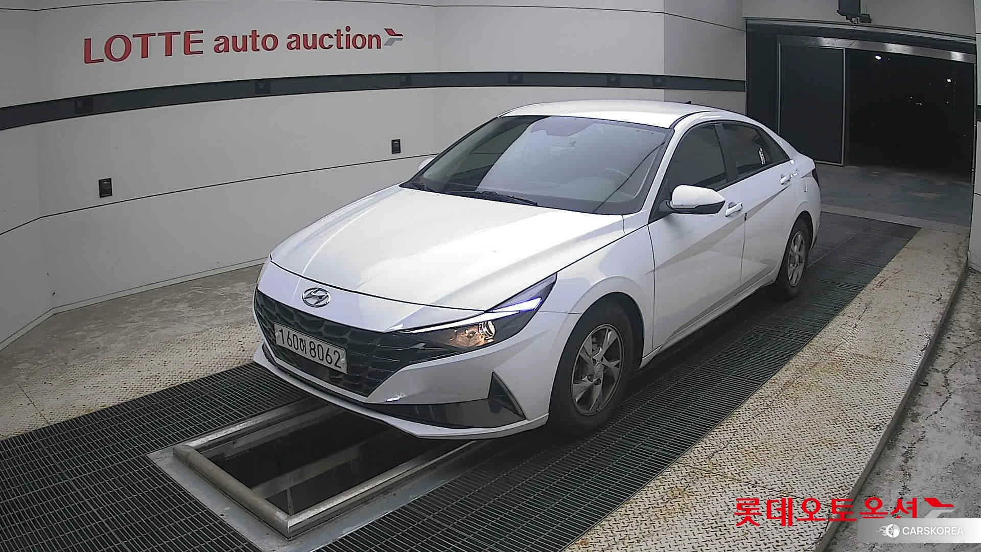 Hyundai Avante 2021 Polar White из Кореи, фото 5