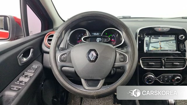 Renault Korea (Samsung) Clio 2019 Красный из Кореи, фото 5