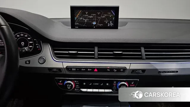 Audi Q7 (4M) 2019 Серый из Кореи, фото 5