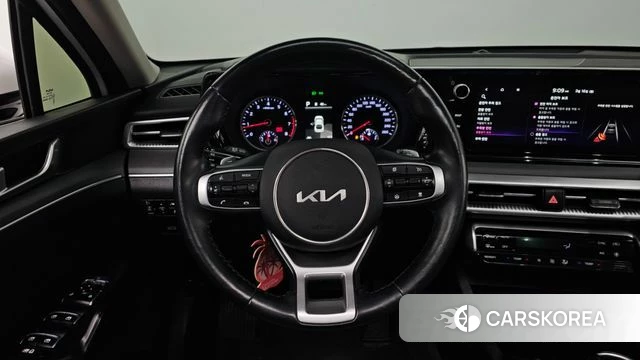 Kia K5 3rd generation 2022 Белый из Кореи, фото 5