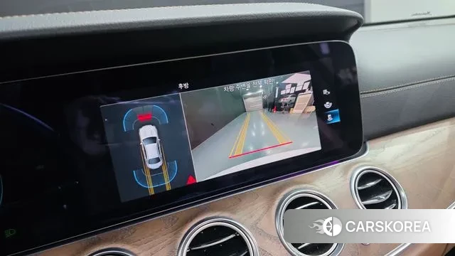 Mercedes-Benz E-Class W213 2021 Белый из Кореи, фото 5