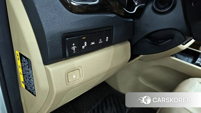 Kia The New Carnival 2019 Белый из Кореи, фото 5
