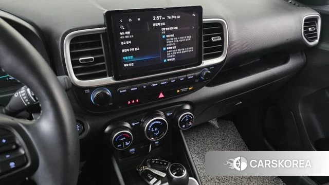 Hyundai Venue 2023 Черный из Кореи, фото 5