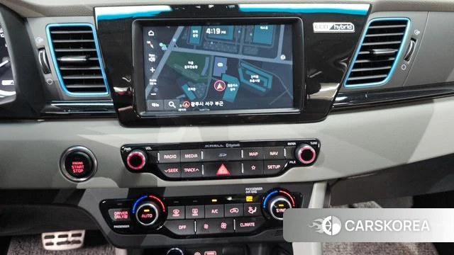 Kia Niro 2019 Белый из Кореи, фото 5