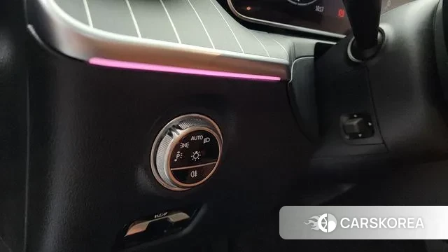 Mercedes-Benz C-Class W206 2023 Серый из Кореи, фото 5