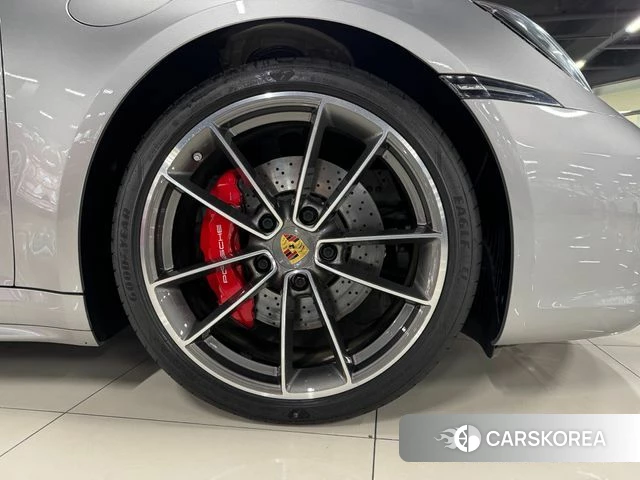 Porsche 911(992) 2020 Серебристо-серый из Кореи, фото 5