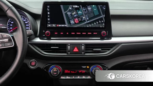Kia The New K3 2nd generation 2023 Белый из Кореи, фото 5