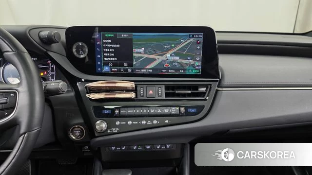 Lexus ES300h 7th generation 2024 Серый из Кореи, фото 5