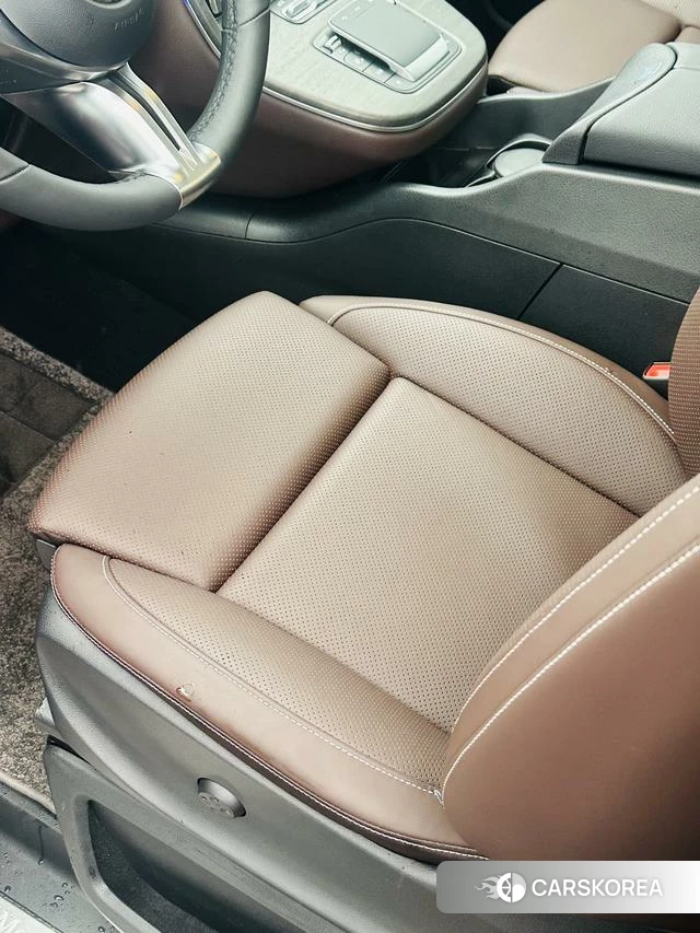 Mercedes-Benz V-class 2026 Черный из Китая, фото 5